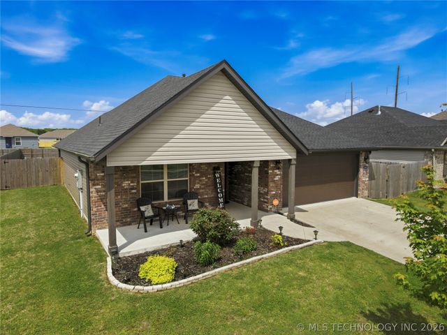 1807 E Endura Park Drive, Siloam Springs, AR 72761