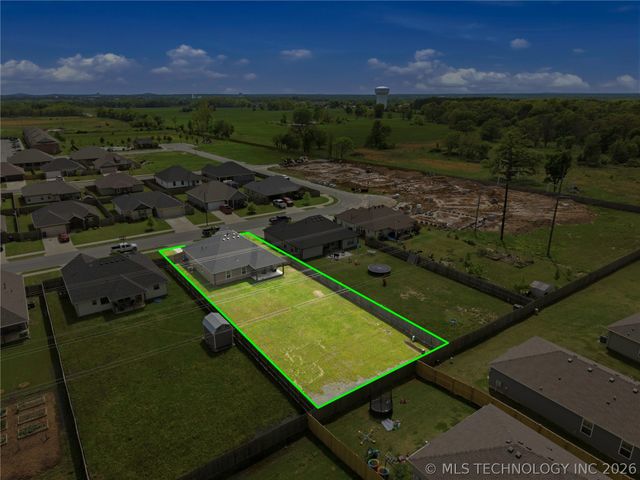 1807 E Endura Park Drive, Siloam Springs, AR 72761