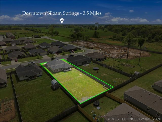 1807 E Endura Park Drive, Siloam Springs, AR 72761