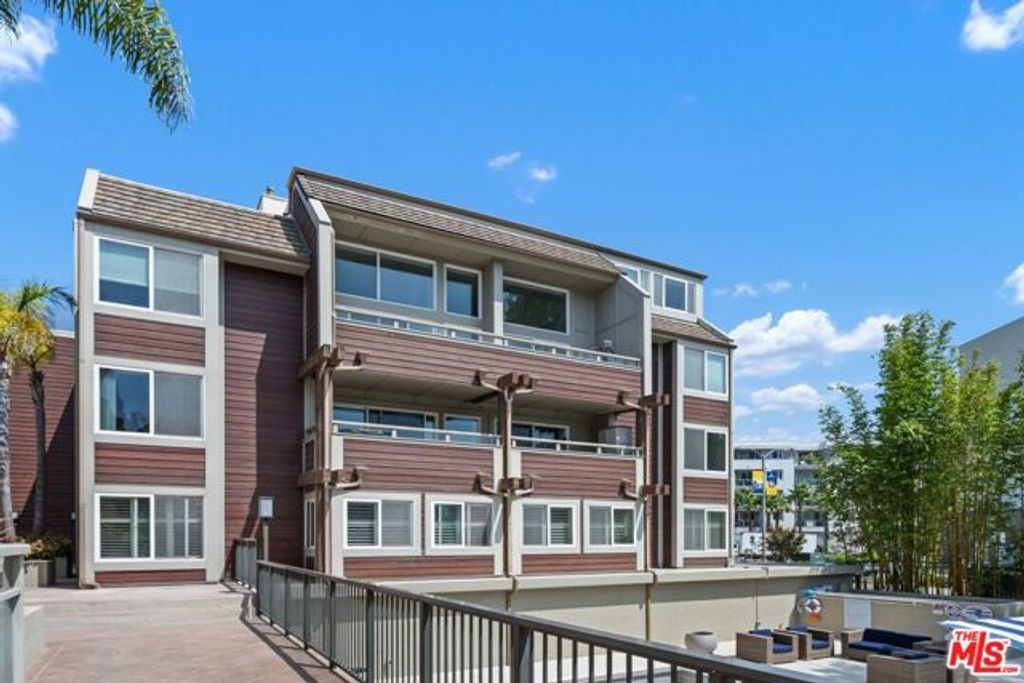 4200 Via Dolce 230, Marina Del Rey, CA 90292