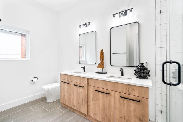 4208 Live Oak Street 201, Dallas, TX 75204