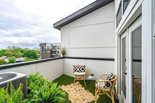 4208 Live Oak Street 201, Dallas, TX 75204