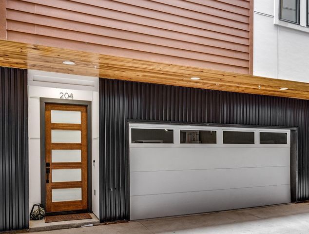 4208 Live Oak Street 201, Dallas, TX 75204