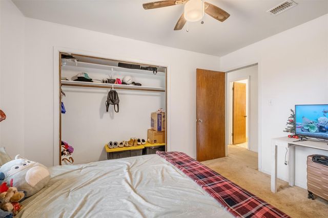 504 Marburger ST, Smithville, TX 78957