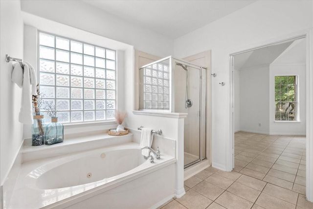 311 Lake Front Drive, League City, TX 77573
