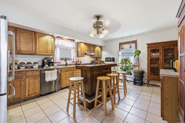 95 Park Avenue, Derby, CT 06418