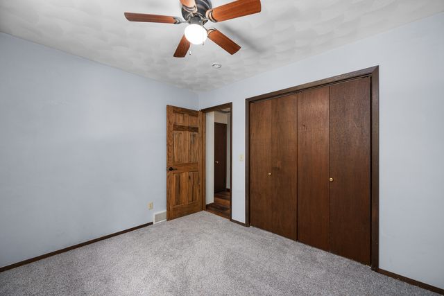 602 5th Avenue W, Andalusia, IL 61232