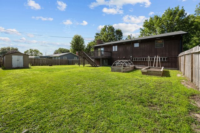 602 5th Avenue W, Andalusia, IL 61232