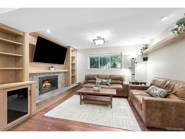108 East St, Golden, CO 80403