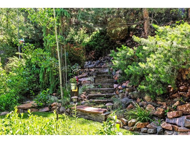 108 East St, Golden, CO 80403