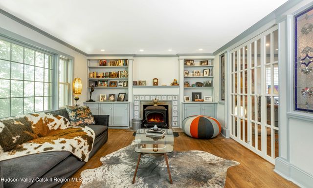 15 Chipmunk Lane, Woodstock, NY 12498