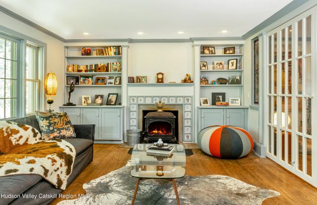15 Chipmunk Lane, Woodstock, NY 12498