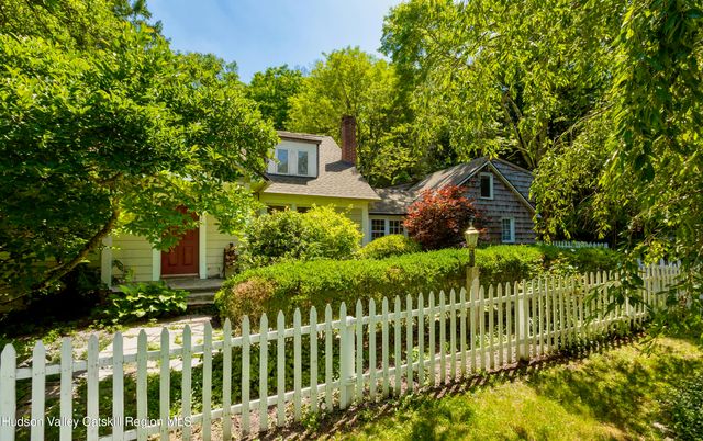 15 Chipmunk Lane, Woodstock, NY 12498