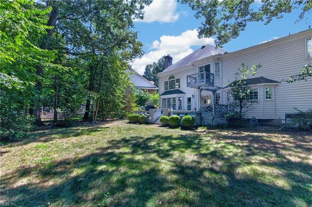 20218 Olde Towne CT, Smithfield, VA 23430