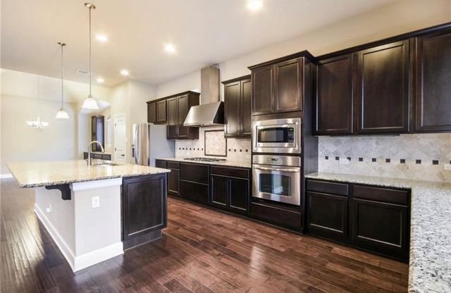 213 Simmons DR, Cedar Park, TX 78613