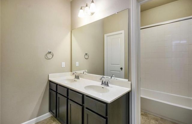 213 Simmons DR, Cedar Park, TX 78613