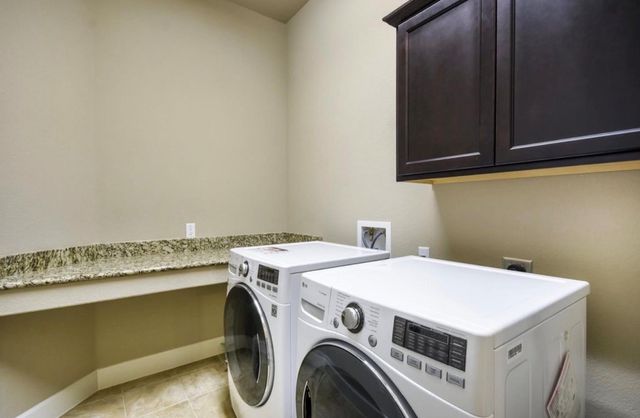 213 Simmons DR, Cedar Park, TX 78613
