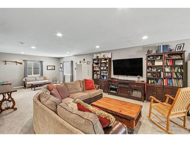 5948 Quarry St, Timnath, CO 80547