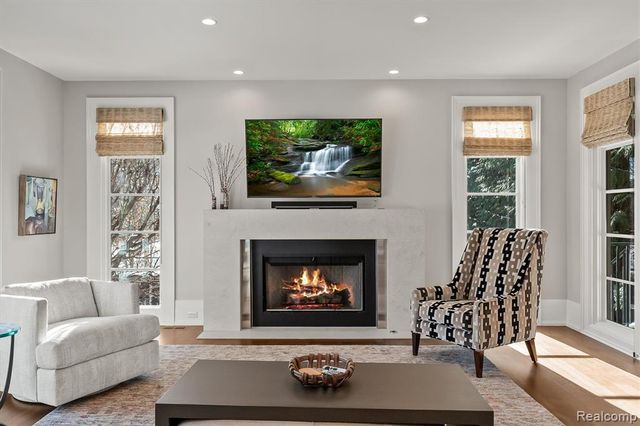 615 Hanna Street, Birmingham, MI 48009