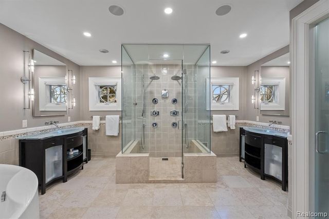 615 Hanna Street, Birmingham, MI 48009