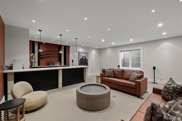 615 Hanna Street, Birmingham, MI 48009