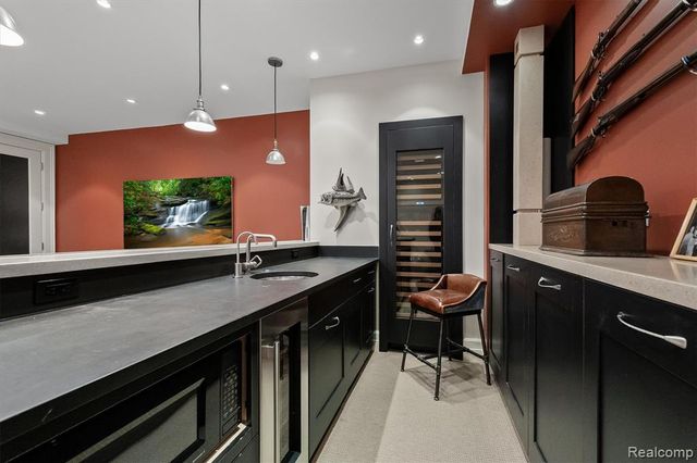 615 Hanna Street, Birmingham, MI 48009