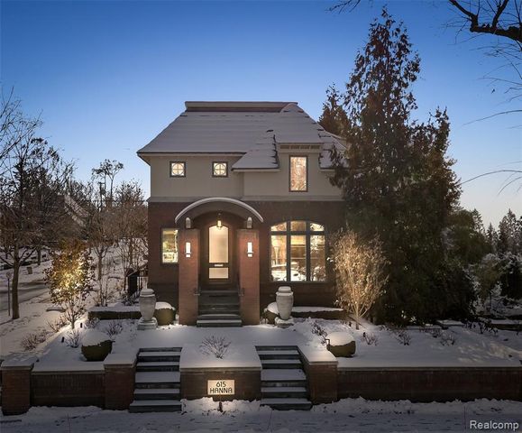 615 Hanna Street, Birmingham, MI 48009