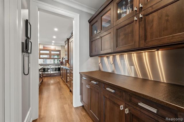 615 Hanna Street, Birmingham, MI 48009