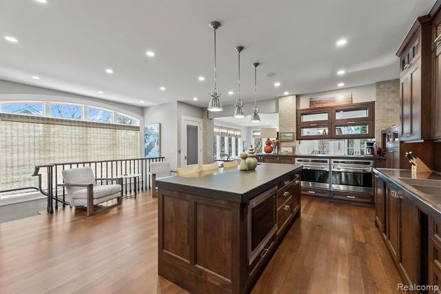 615 Hanna Street, Birmingham, MI 48009