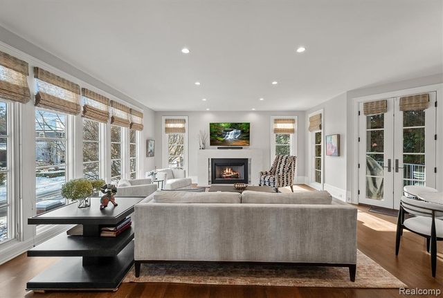 615 Hanna Street, Birmingham, MI 48009