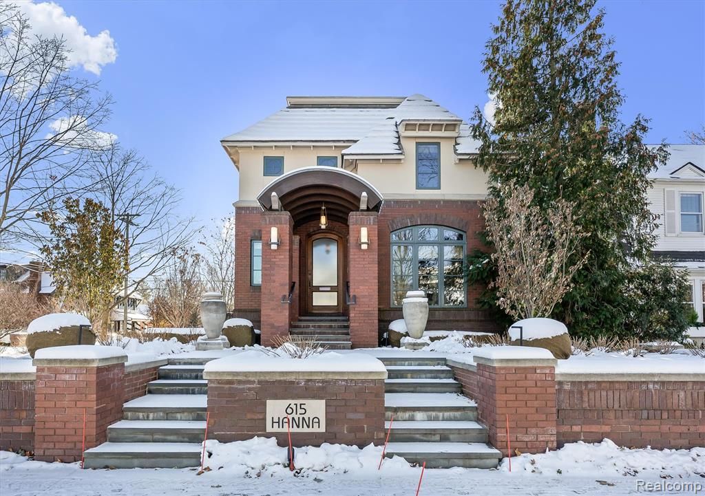 615 Hanna Street, Birmingham, MI 48009