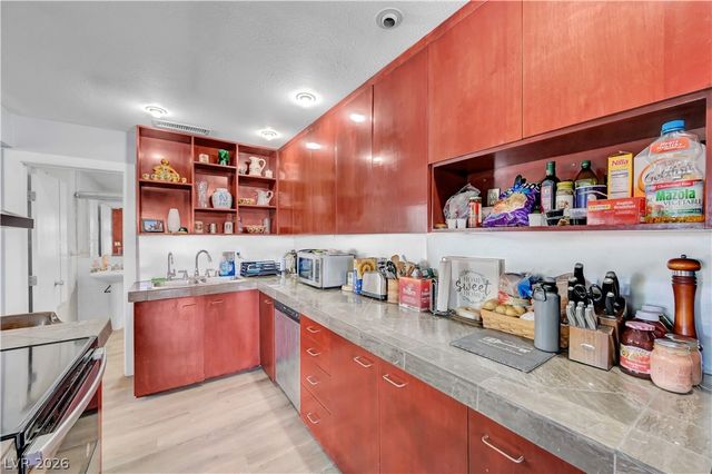 639 Pepper Tree Circle, Henderson, NV 89014