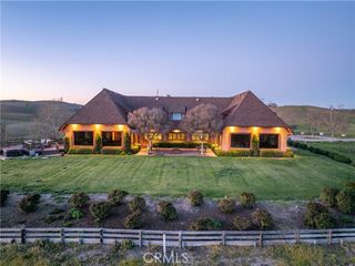 5010 Gate 4 Rd., Paso Robles, CA 93446