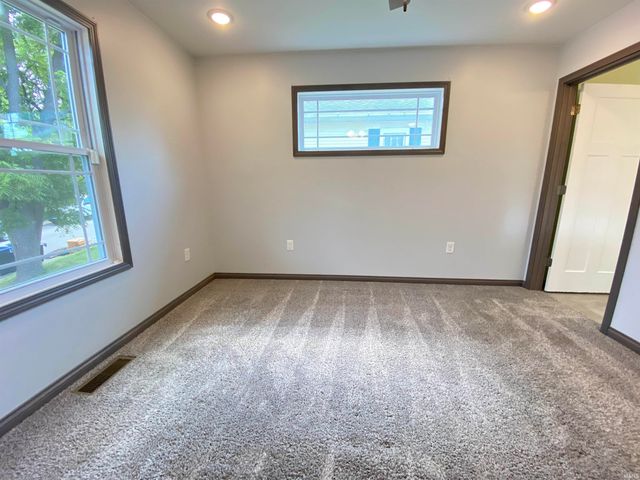 1902 14th Street, Bedford, IN 47421