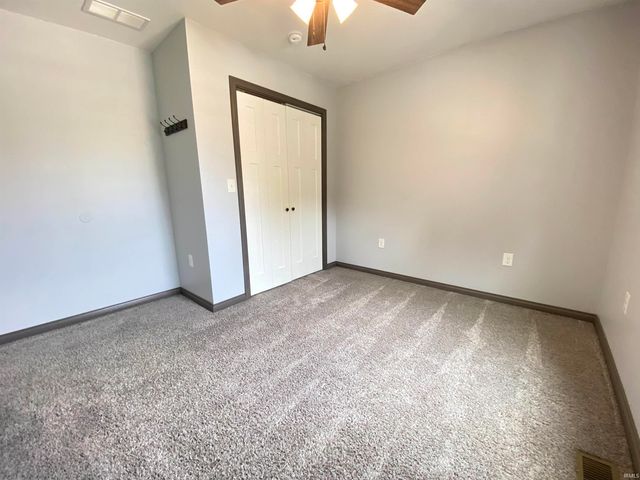 1902 14th Street, Bedford, IN 47421