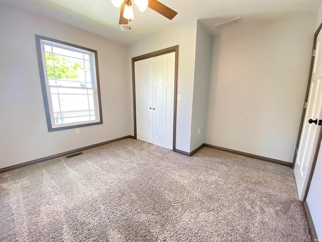 1902 14th Street, Bedford, IN 47421