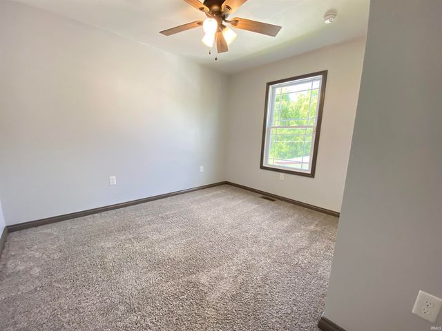 1902 14th Street, Bedford, IN 47421