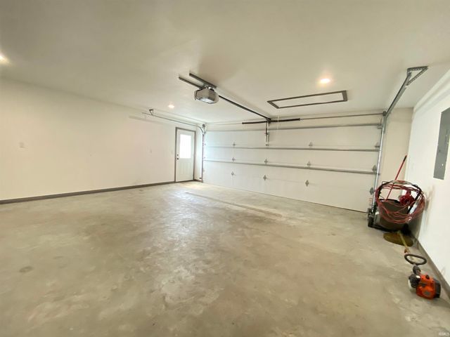 1902 14th Street, Bedford, IN 47421