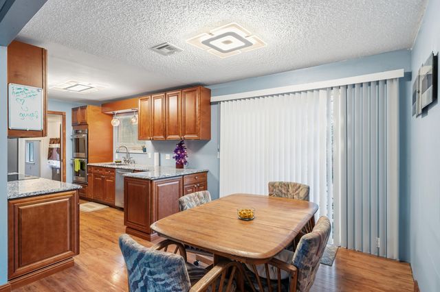 1627 Southgate Way, Grants Pass, OR 97527