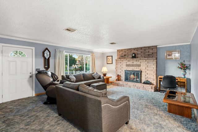 1627 Southgate Way, Grants Pass, OR 97527