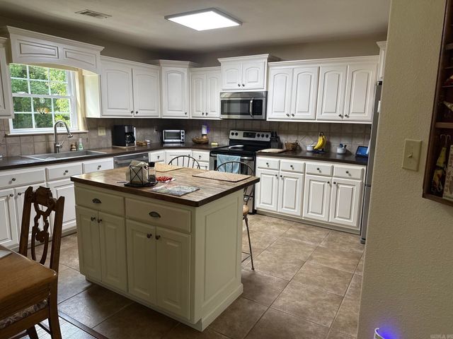 160 Appaloosa Trail, Hot Springs, AR 71901