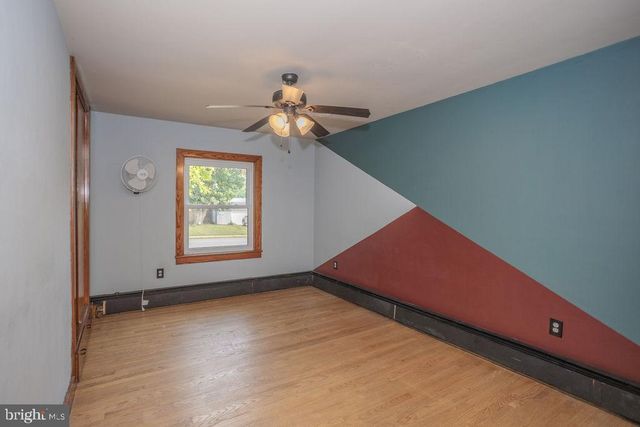 626 CHARLES ST, Shippensburg, PA 17257
