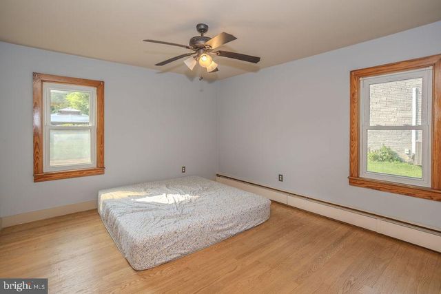 626 CHARLES ST, Shippensburg, PA 17257