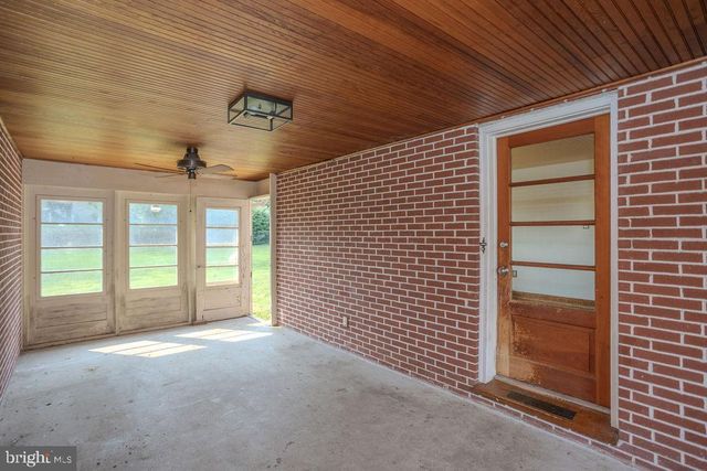 626 CHARLES ST, Shippensburg, PA 17257