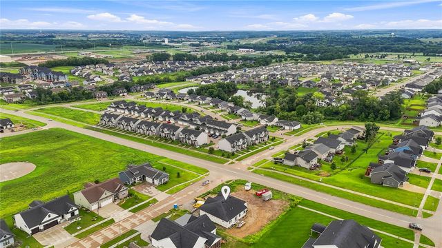 1401 Green Oak Pass, Tiffin, IA 52340