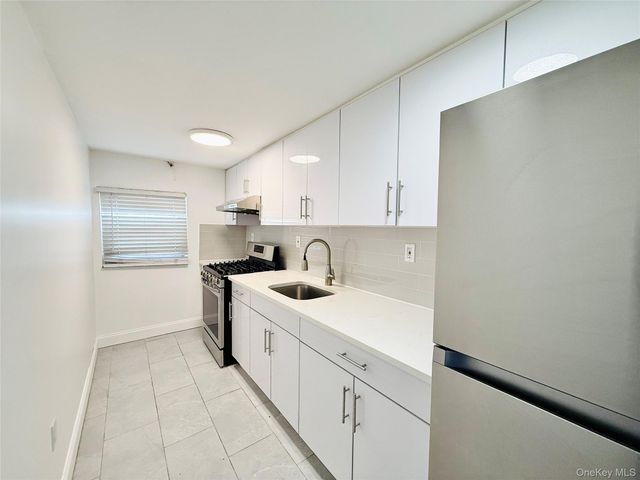 1218 Fairfax Avenue, Bronx, NY 10465