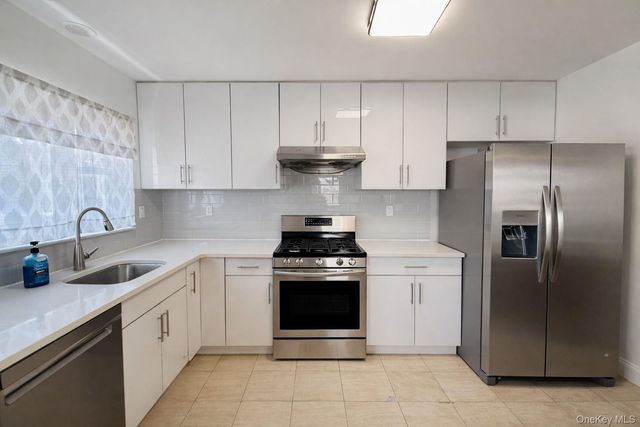 1218 Fairfax Avenue, Bronx, NY 10465