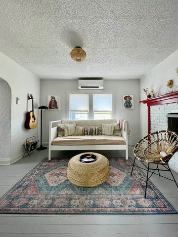 1309 W Fremont St, Marfa, TX 79843