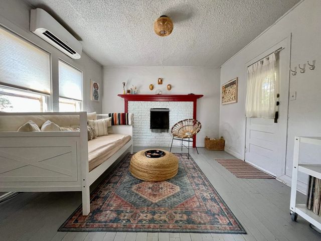 1309 W Fremont St, Marfa, TX 79843