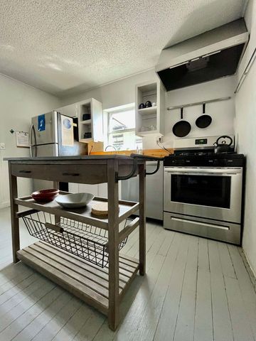 1309 W Fremont St, Marfa, TX 79843